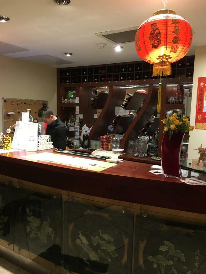 卡迪夫 Yang'S Restaurant酒店 外观 照片